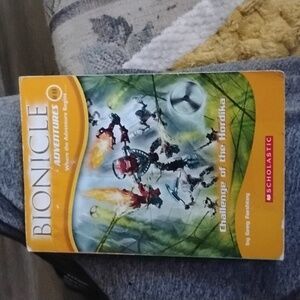Scholastic Bionicle Adventures: Challenge of the Hordika - Orange Cover
